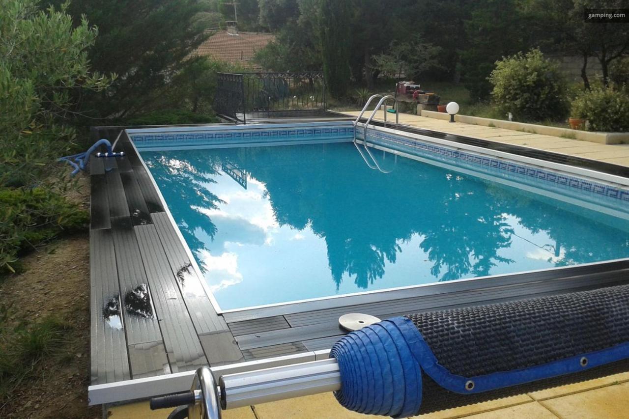 Gite 2 Chambres Avec Piscine Sernhac Exterior photo